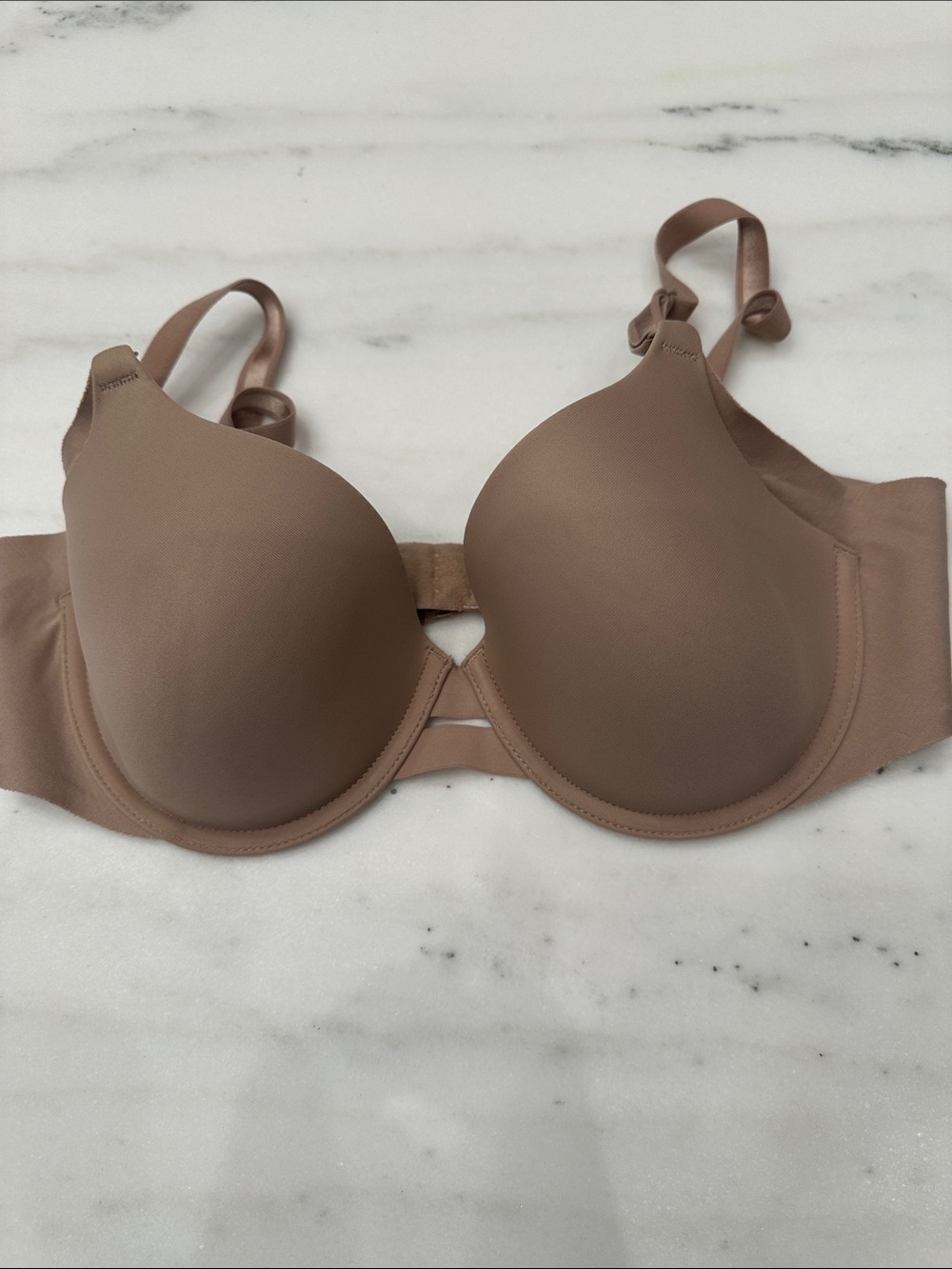 Warners 36B Everyday Bra in Nude.  Like new